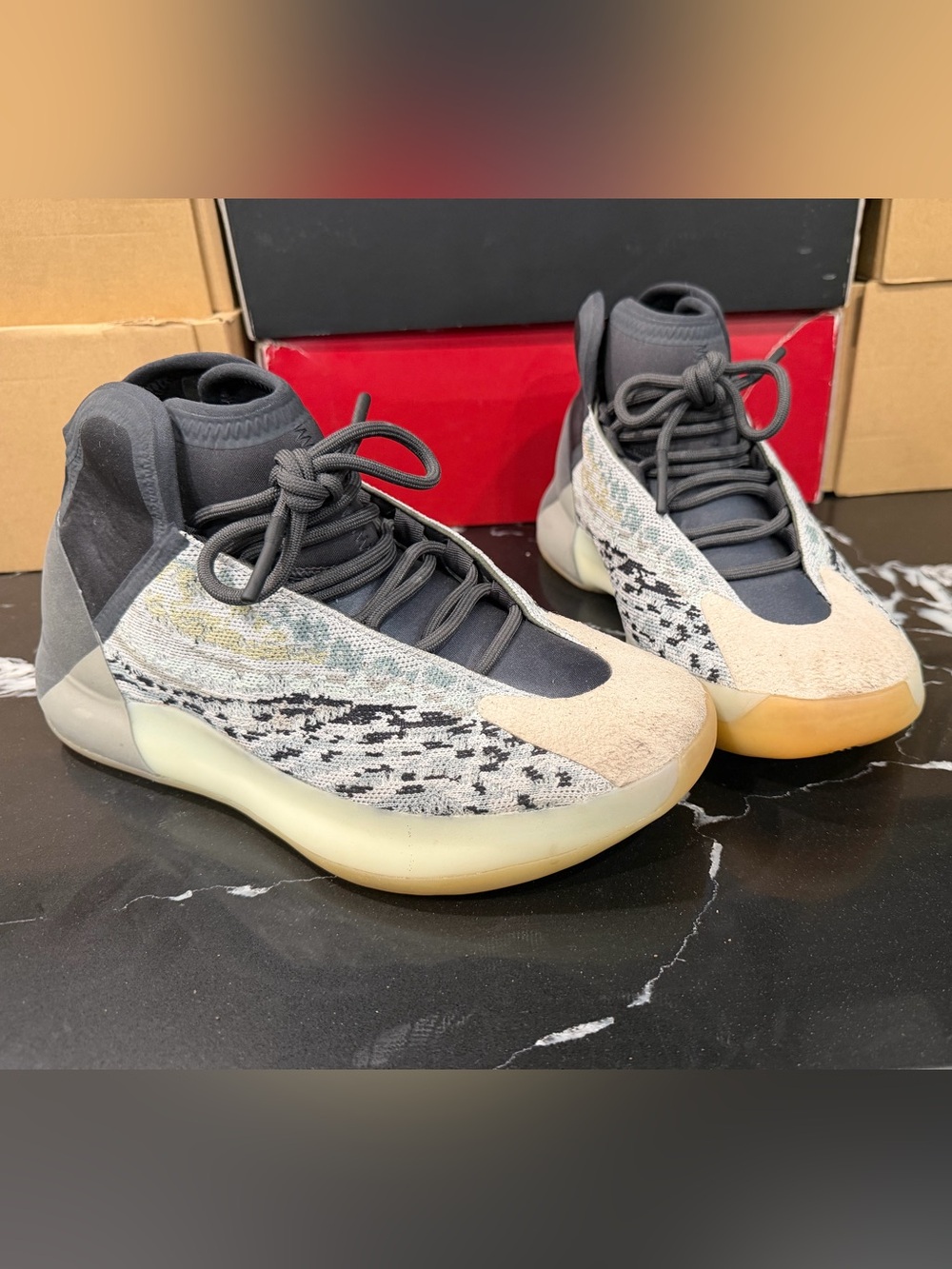 adidas YEZZY QNTM - High-Top Sneakers in Gray, Cream and Yellow